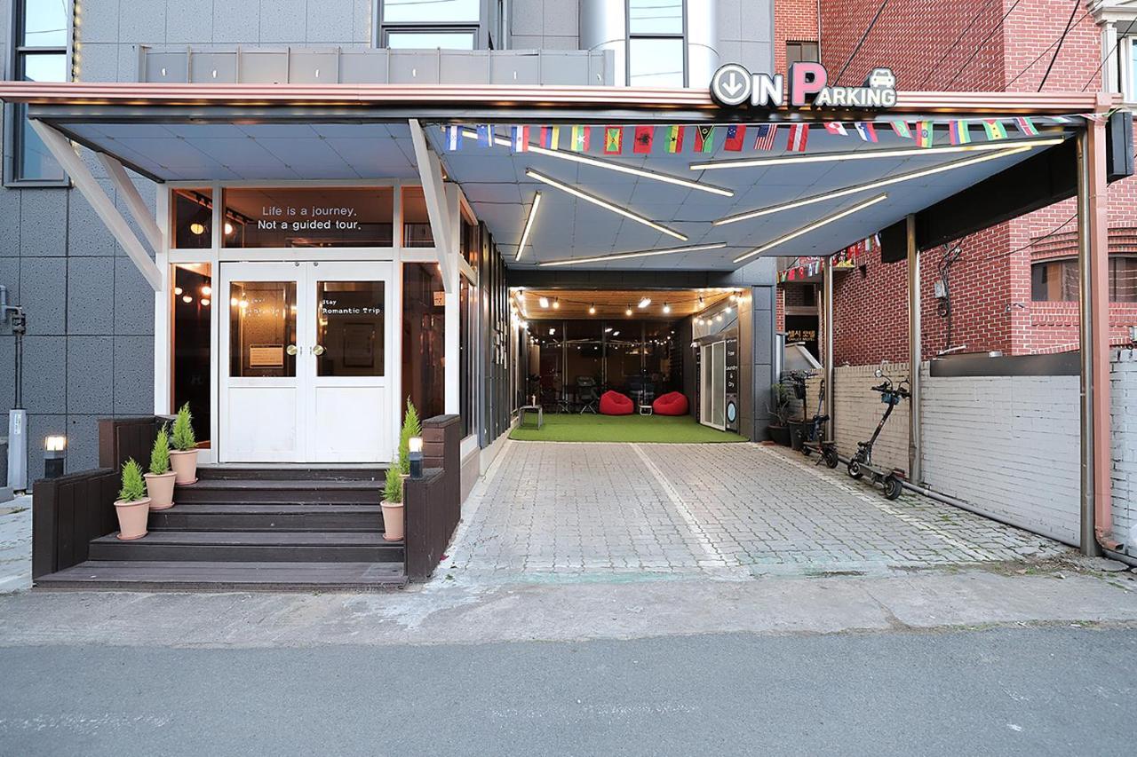 Stay Romantictrip_Hostel Кёнджу Экстерьер фото